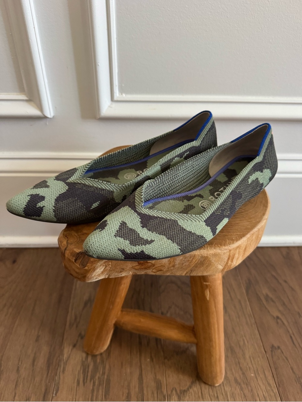 Rothy's Knit Pointed-Toe Flats in Green and Black Camo Size 9